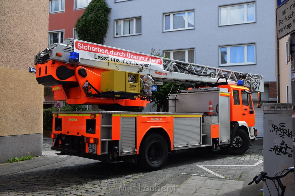 Feuer 1 Kellerbrand Koeln Deutz Grabengasse P099.JPG - Miklos Laubert